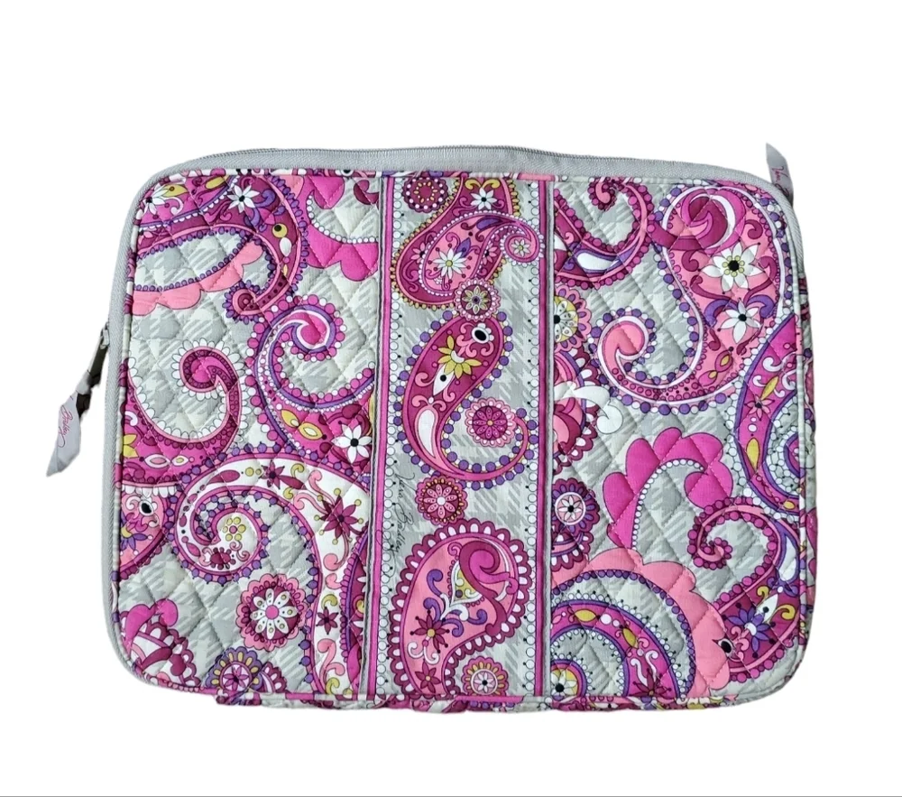 Vera Bradley Floral Mini Laptop Case with pocket inside.